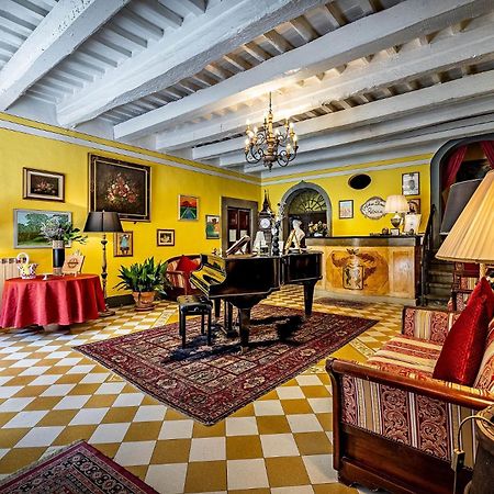 Отель Antica Dimora Patrizia Монтекарло Экстерьер фото