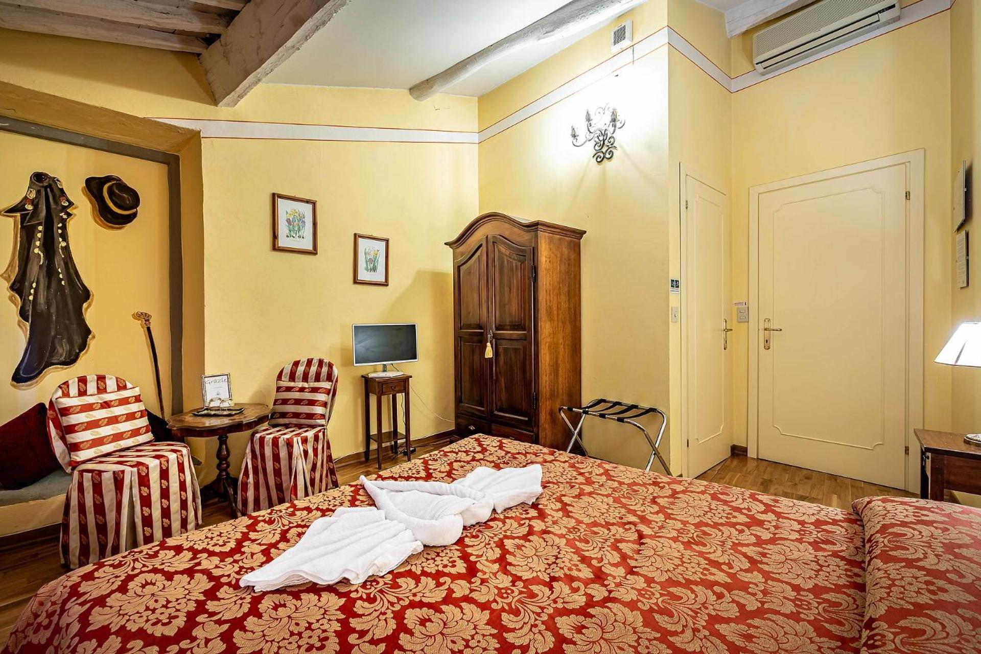 Отель Antica Dimora Patrizia Монтекарло Экстерьер фото